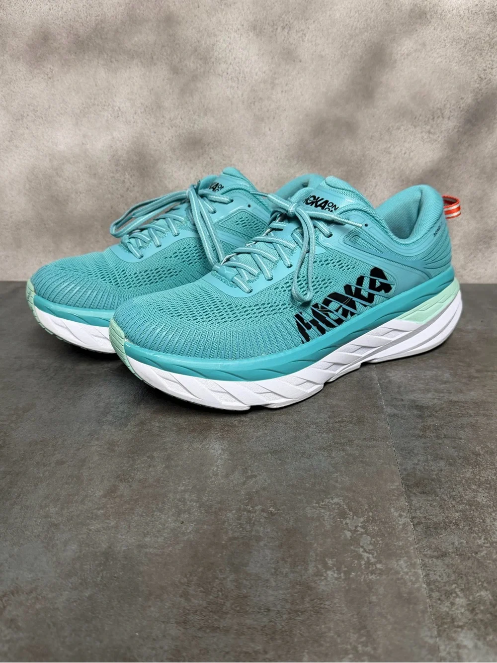 Hoka One One Bondi 7 Women’s Aqua Running Shoes Size 9.5